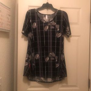 LulaRoe Perfect T